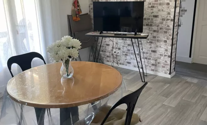 pièce de vie MIMOSA Chez Dom’s, 4 gîtes, pour curistes ou vacanciers., Jonzac, LA MAJOR Conciergerie