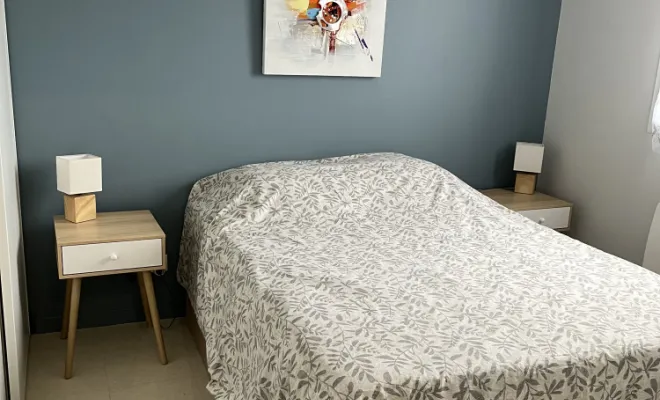 chambre lit 140* 190 Appartement Chez Danielle et Alain