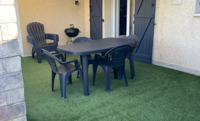 terrasse Mimosa Résidence Chez Dom’s, 4 gîtes pour curistes ou vacanciers à Jonzac, LA MAJOR Conciergerie